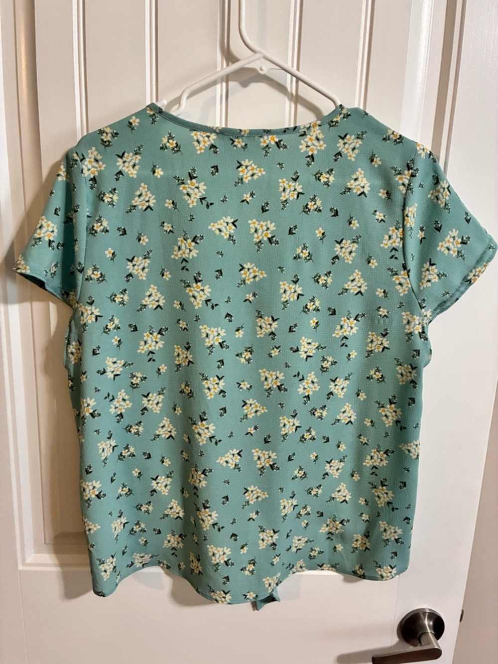 Pink Rose Mint Green Floral Button-Front Tie Top Size L - Picture 2 of 3